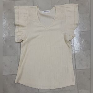 New Without Tags Mod Boutique Textured Cream Top Size Small